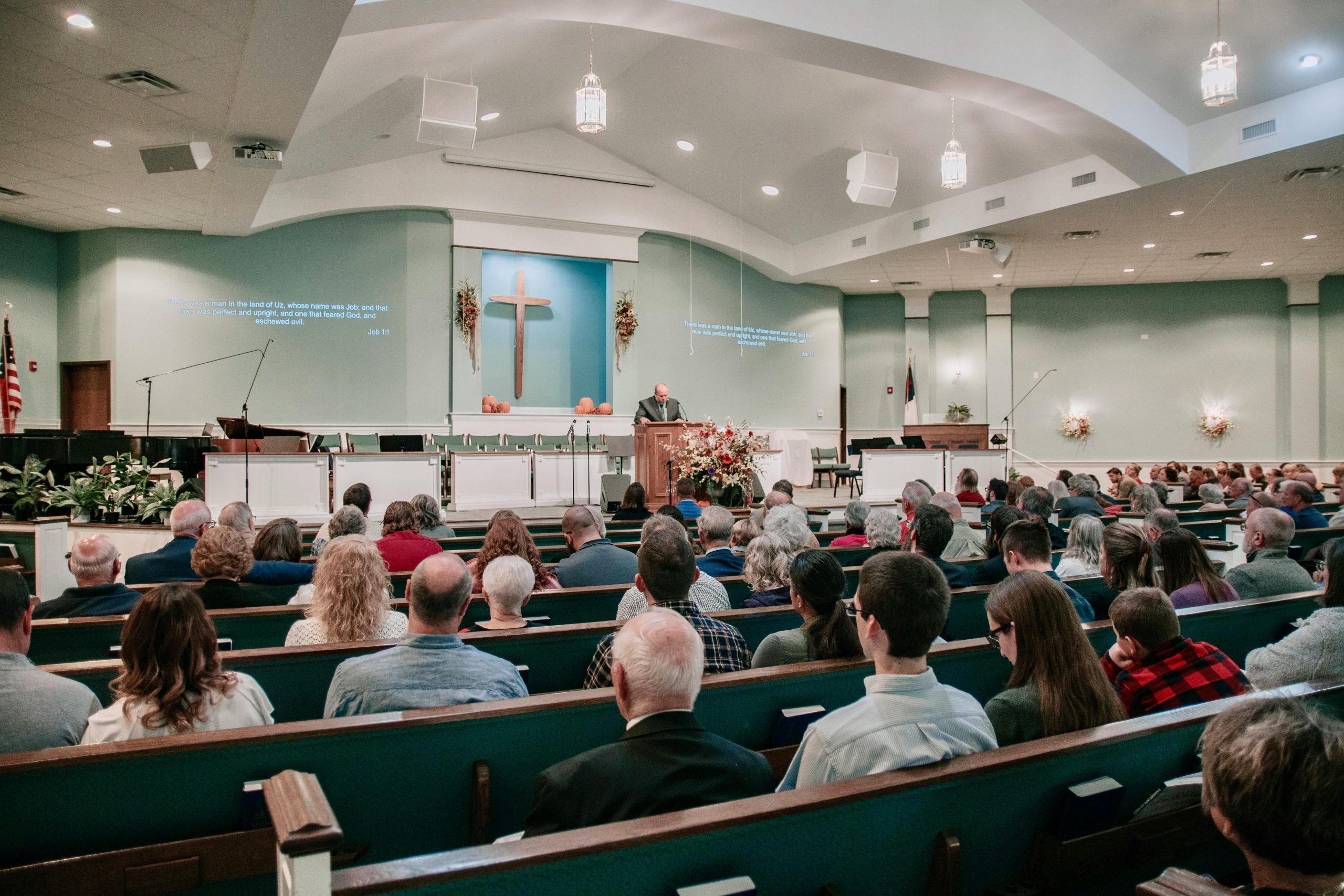 Congregación reunida en la iglesia