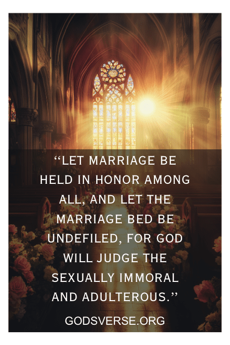 Un interior de iglesia iluminado por el sol, adornado con vidrieras y flores, complementa a la perfección una cita sobre cómo honrar el matrimonio, haciéndose eco de los versículos bíblicos sobre la espera hasta el matrimonio.