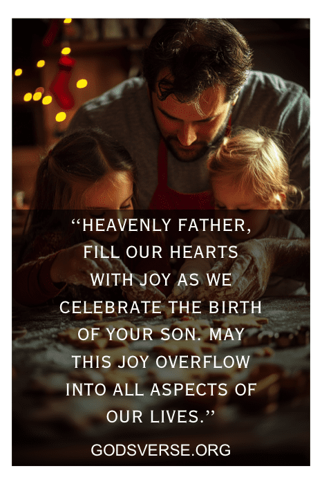 Padre y dos niños horneando, rodeados de decoración navideña, con una sentida oración sobre la alegría superpuesta: perfecto para el calor de las oraciones de Nochebuena durante el servicio de tu iglesia.