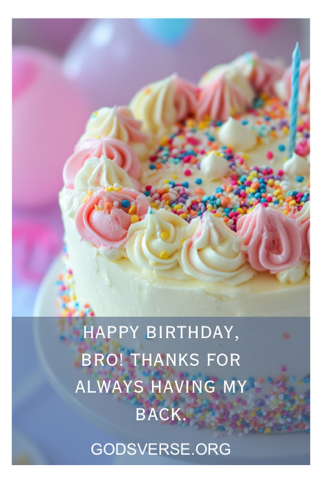 Um bolo de aniversário colorido com granulado e uma vela azul. Texto: "Feliz aniversário, mano! Obrigado por sempre me apoiar - realmente uma daquelas frases de aniversário memoráveis para homens.