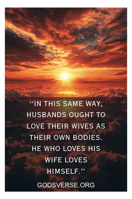 O pôr do sol sobre as nuvens com uma citação comovente sobre amor e casamento do Godsverse.org, oferecendo sabedoria que ecoa mesmo durante as provações do divórcio.