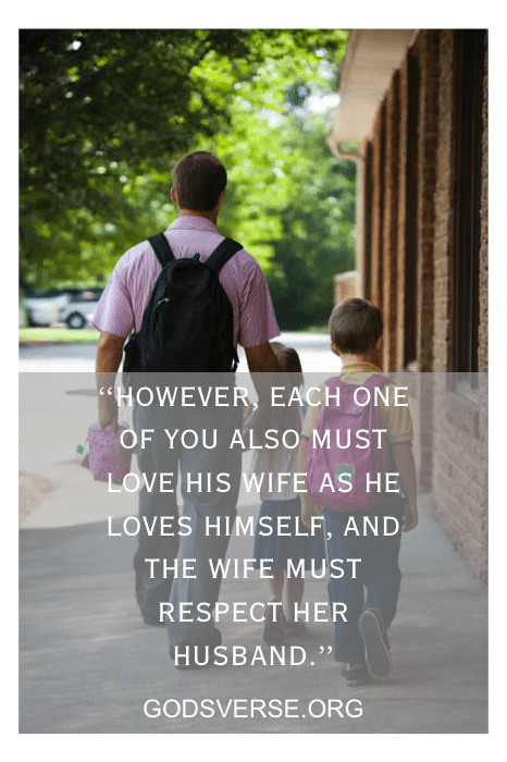Un hombre y un niño caminando juntos, con una cita superpuesta de godverse.org sobre el amor y el respeto en el matrimonio, inspirada en Versículos de la Biblia sobre cómo tratar a tu marido.