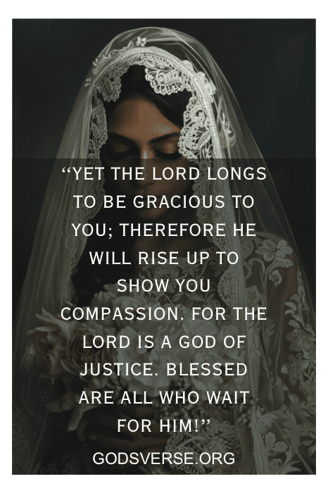 Uma pessoa em um véu de renda com uma citação sobre a graciosidade de Deus, a justiça e a espera de Deus por um marido em texto branco. Site: God's Verse (Versículo de Deus).