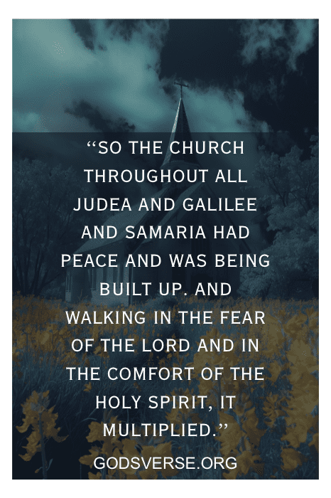 Uma paisagem cênica com uma citação de Versículos da Bíblia para a Igreja sobre paz e crescimento do Godsverse.org sobreposta à imagem.