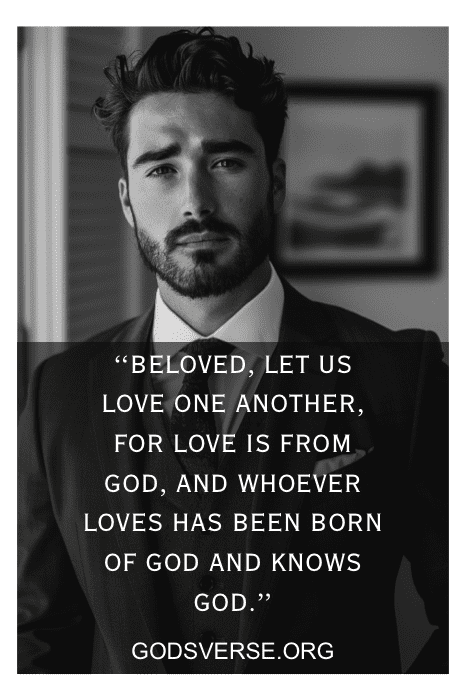 Imagem em preto e branco de um homem de terno com uma citação de Deus sobre o amor. Texto: "GODSVERSE.ORG - Versículos bíblicos sobre maridos.