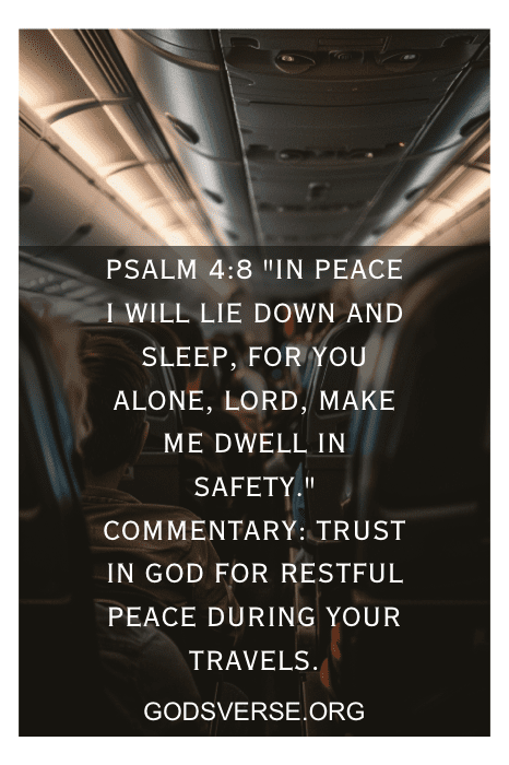 Texto do Salmo 4:8 e comentários sobrepostos a uma visão dos assentos do avião e das luzes do teto, perfeitos como versículos bíblicos para viagens ao exterior.