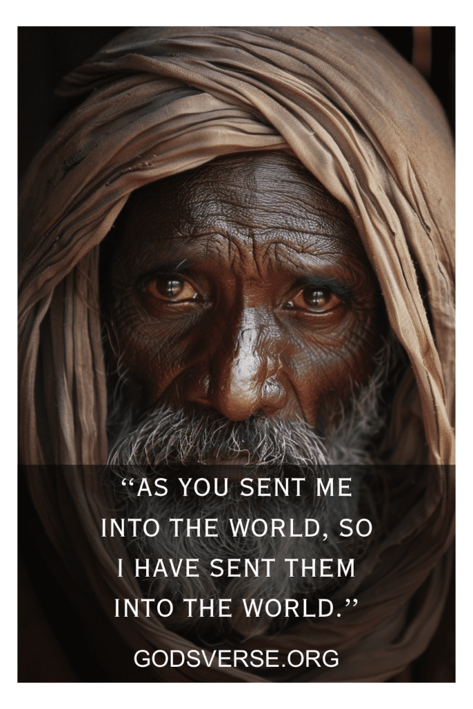 Um idoso de turbante segura uma citação das escrituras com "Bible Verses for Missions" (Versículos da Bíblia para Missões) e o site "godsverse.org" na parte inferior.