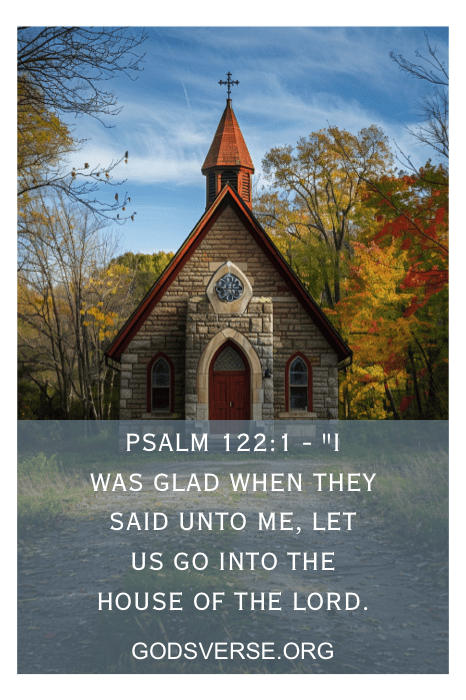 Uma pequena igreja em uma floresta de outono com um versículo bíblico do Salmo 122:1 e um site, godsverse.org.