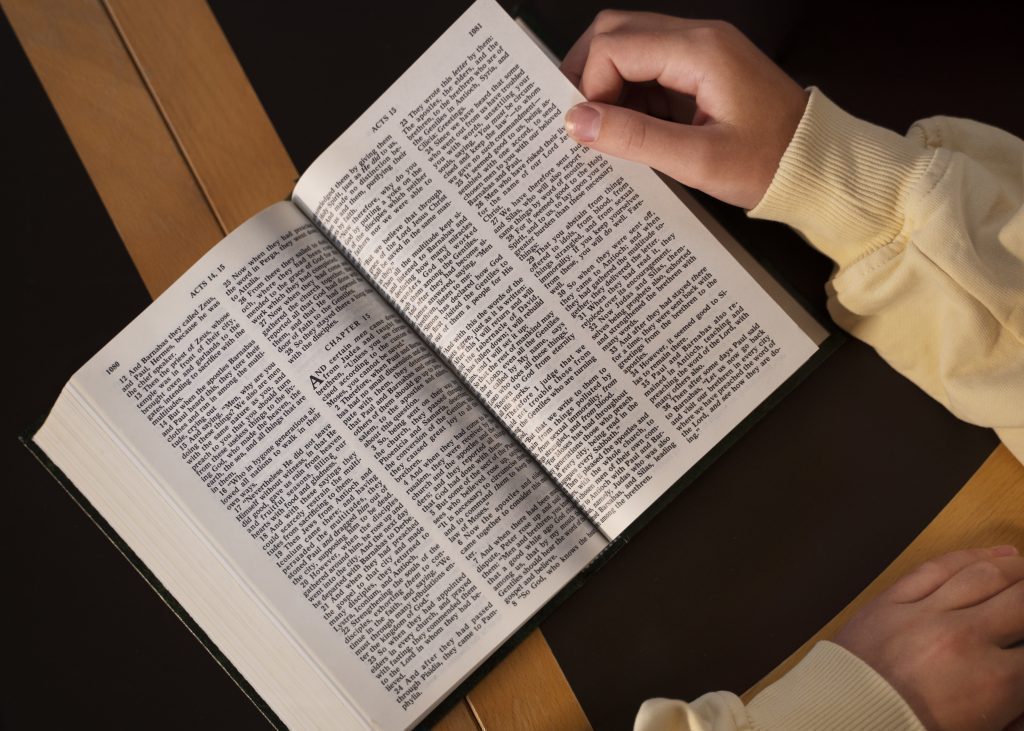 Quais são os 73 livros da Bíblia?