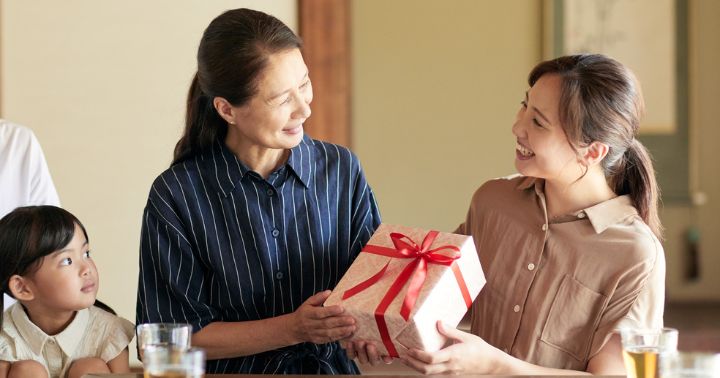 1 john bible verse about generosity