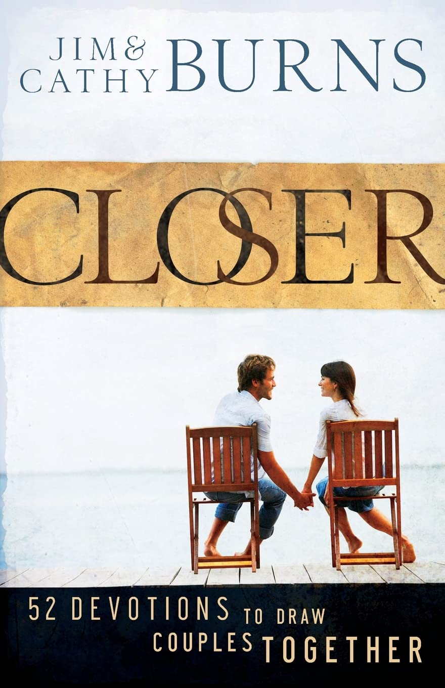 Closer: 52 Devotions for Dating Couples